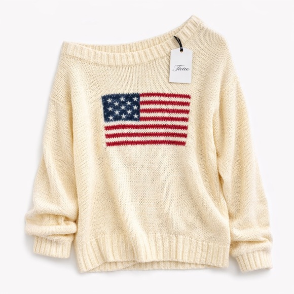 Tictoc Off Shoulder American Flag Sweater Cream Knit Americana Cozy Small NWT - Picture 2 of 12
